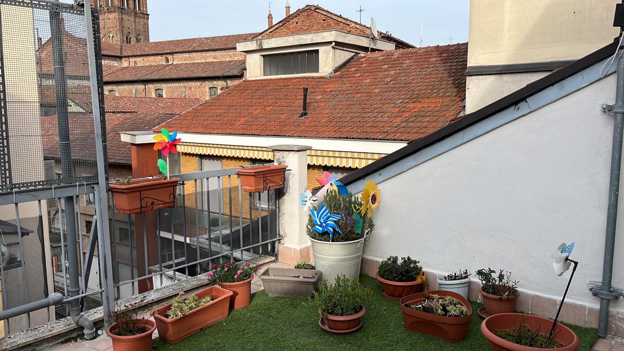 カザーレ・モンフェッラートCasa Piemontアパートメント エクステリア 写真