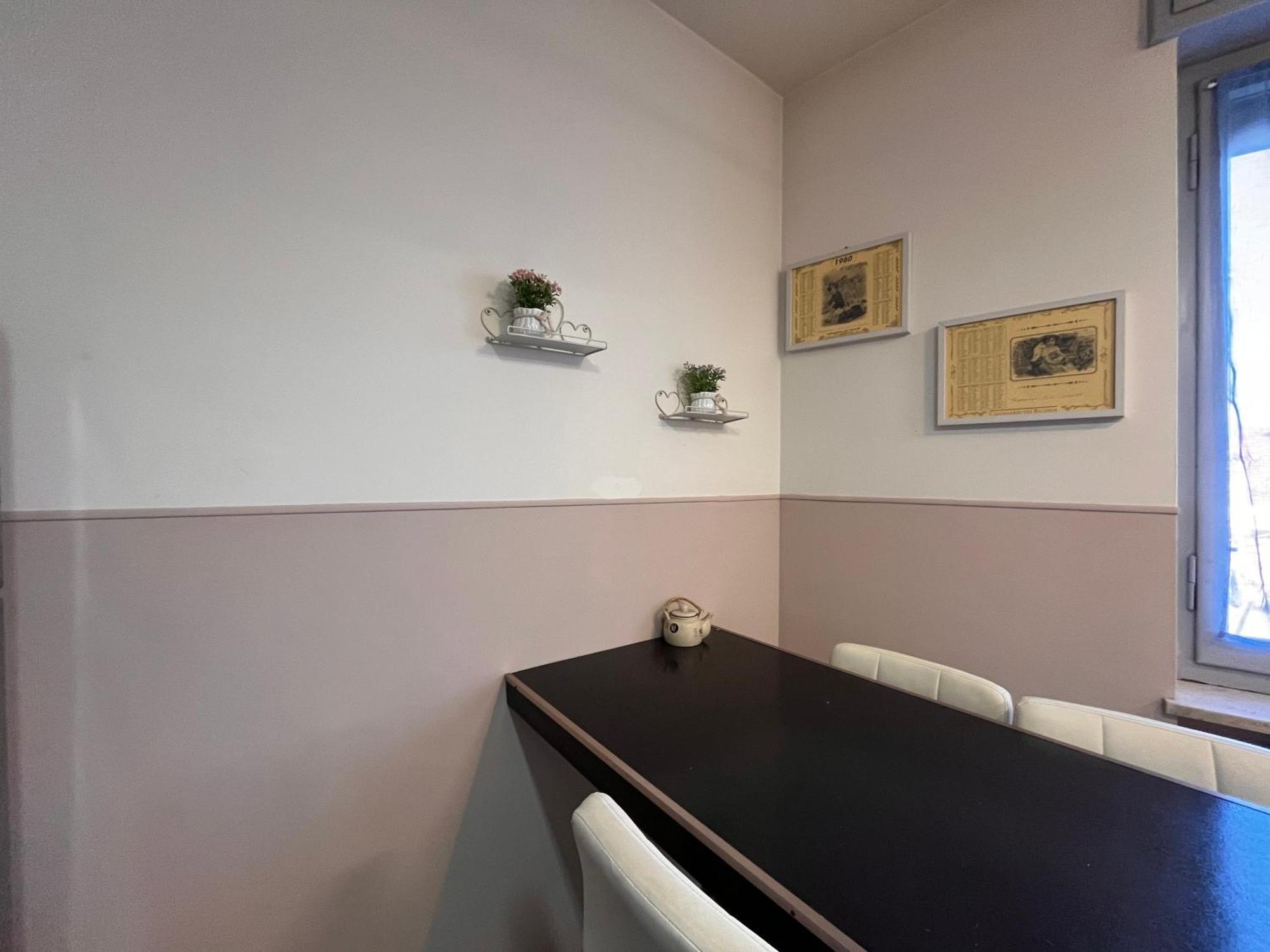 カザーレ・モンフェッラートCasa Piemontアパートメント エクステリア 写真