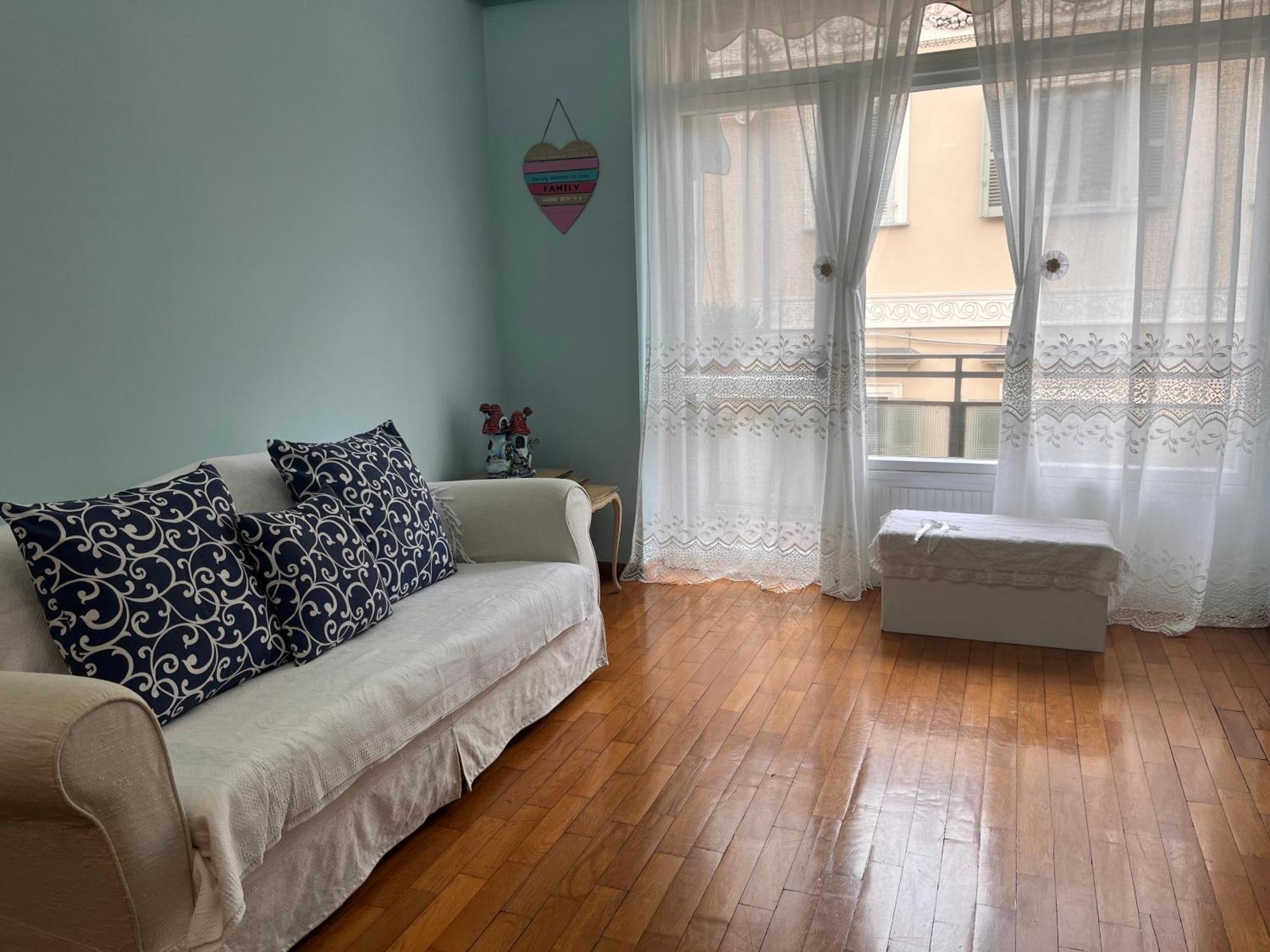 カザーレ・モンフェッラートCasa Piemontアパートメント エクステリア 写真